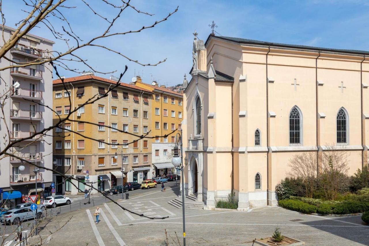 Suite Foscolo, In Piazza A Trieste Eksteriør bilde