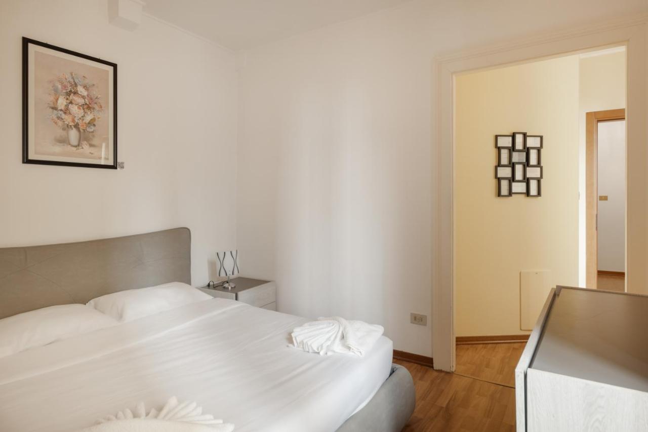 Suite Foscolo, In Piazza A Trieste Eksteriør bilde
